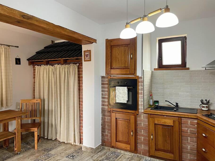 Hotel Casa La Doi Nuci Bradet  Exteriér fotografie