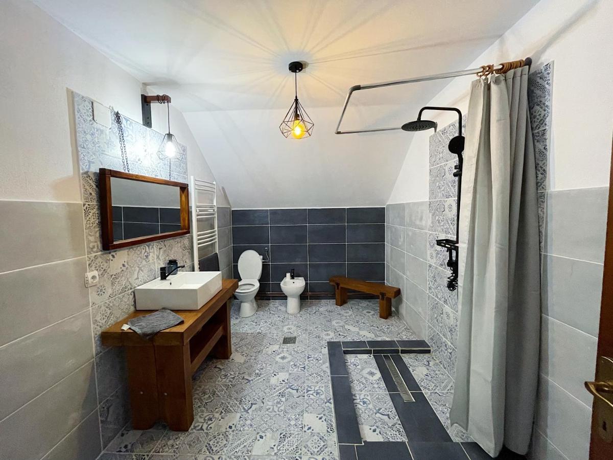 Hotel Casa La Doi Nuci Bradet  Exteriér fotografie